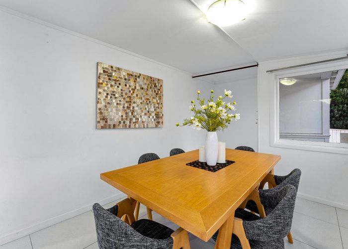  at 92 Blockhouse Bay Road, Avondale, Auckland City, Auckland