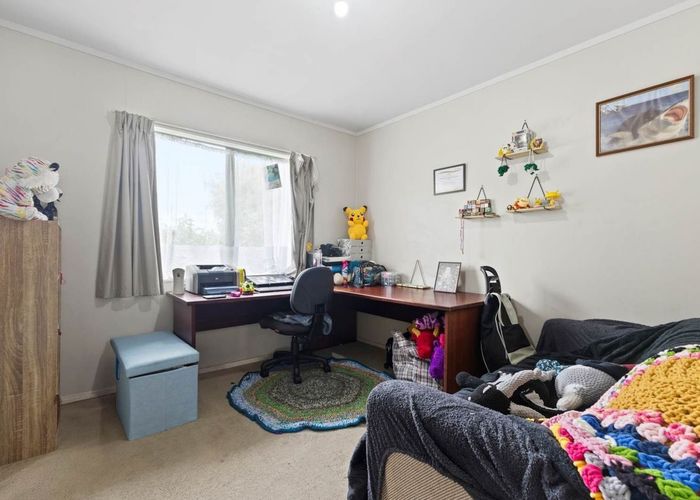 at 7A Ngatira Place, Clendon Park, Manukau City, Auckland