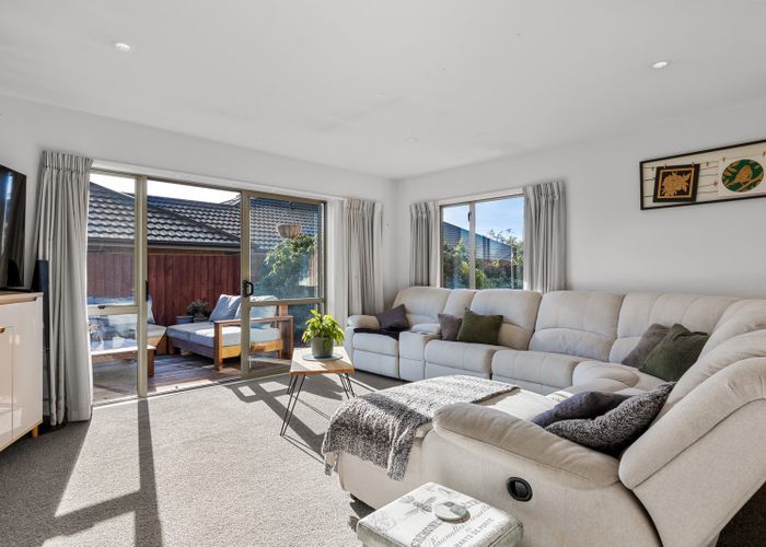 at 4 Gwen Place, Redwood, Christchurch City, Canterbury