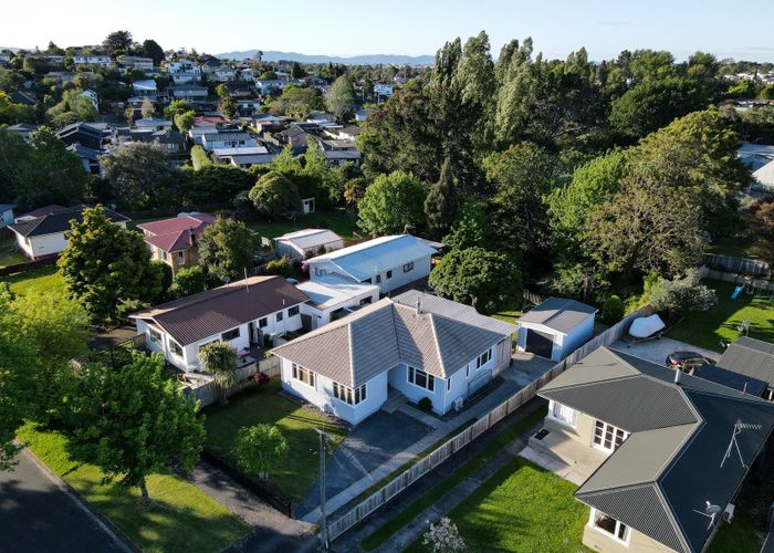  at 18 Olwyn Terrace, Dinsdale, Hamilton