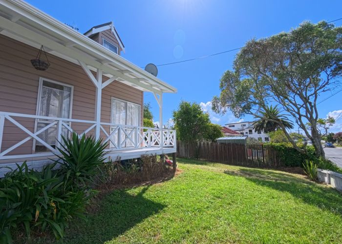  at 2A Palmer Avenue, Glen Eden, Waitakere City, Auckland