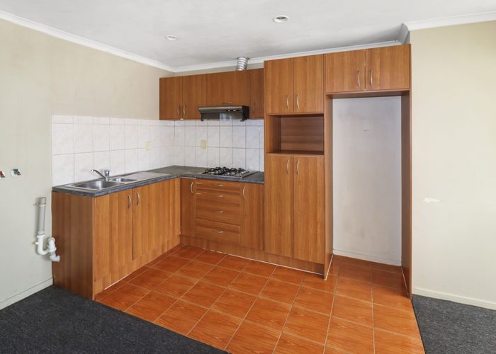 at 100 Puhinui Road, Papatoetoe, Auckland