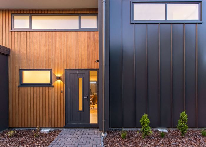  at 2/6 Naseby Street, Merivale, Christchurch