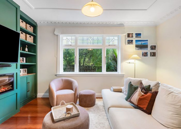  at 318 Karori Road, Karori, Wellington, Wellington