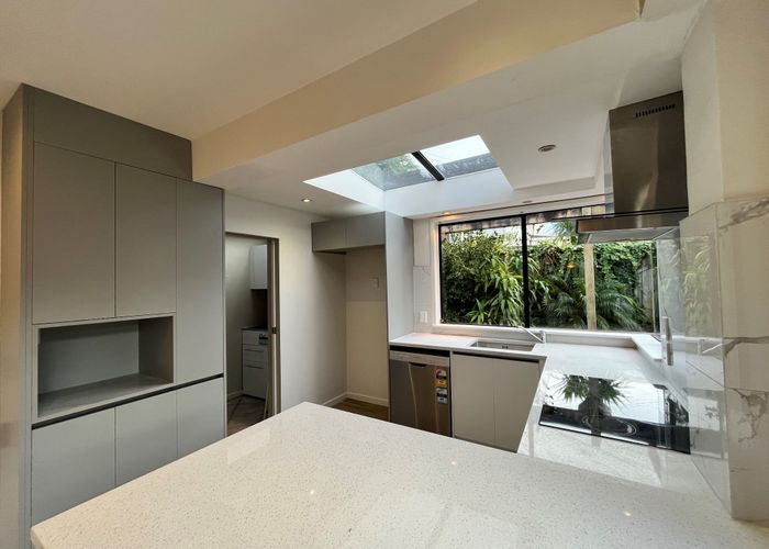  at 29 Belmont Terrace, Milford, North Shore City, Auckland