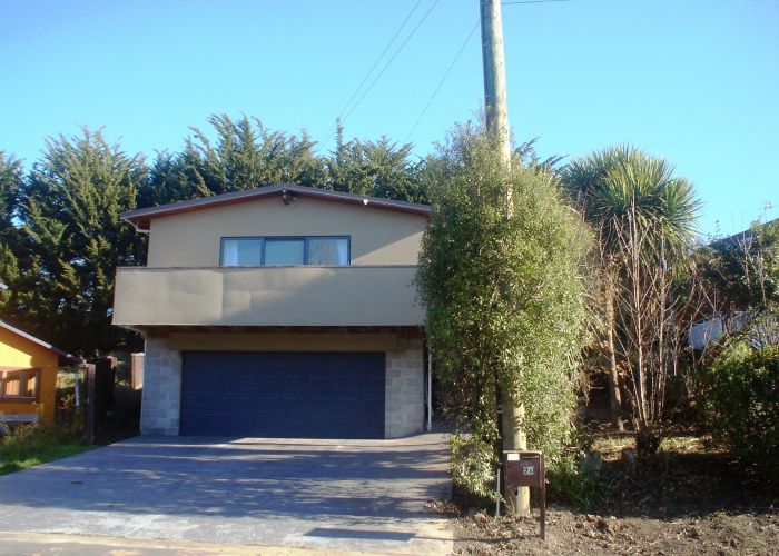 Free property data for 2 Koromiko Crescent, Lyttelton homes.co.nz