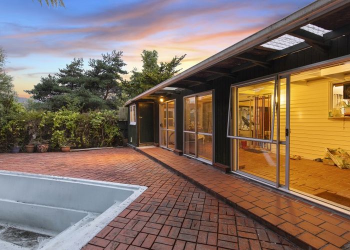  at 25 Rintoul Grove, Stokes Valley, Lower Hutt