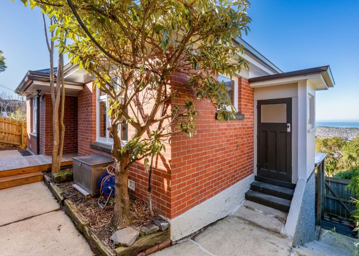  at 127  Forfar Street, Clyde Hill, Dunedin, Otago