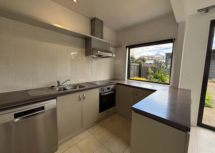  at 19 Kirikiri Lane, East Tamaki, Auckland