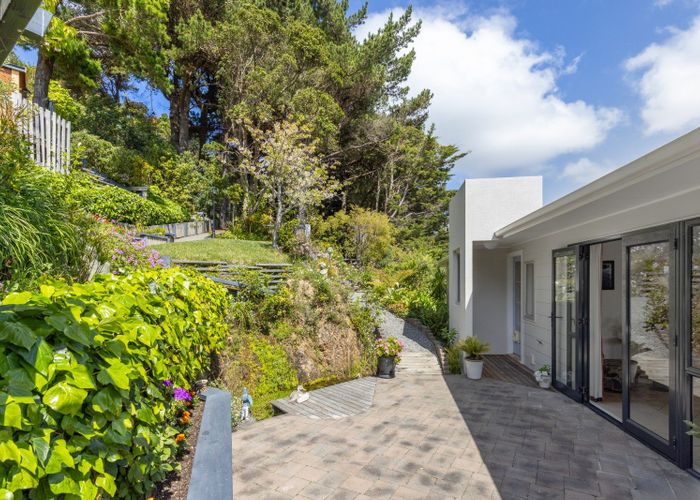  at 10 Bosun Terrace, Whitby, Porirua