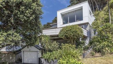  at 4 Pinnacle Street, Seatoun, Wellington