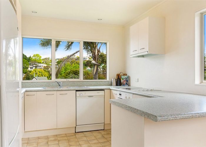  at 2/9 Mably Court, Stanmore Bay, Whangaparaoa