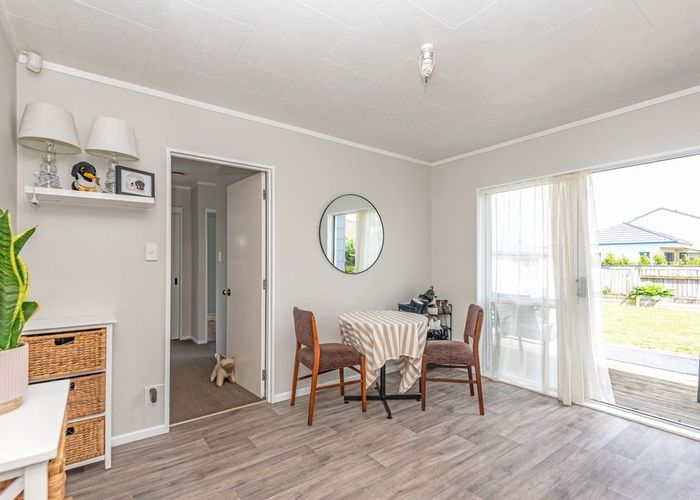  at 4 Emmerdale Mews, Highbury, Palmerston North, Manawatu / Whanganui