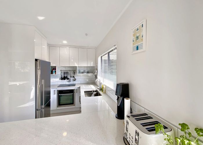  at 19A Akoranga Drive, Northcote, North Shore City, Auckland