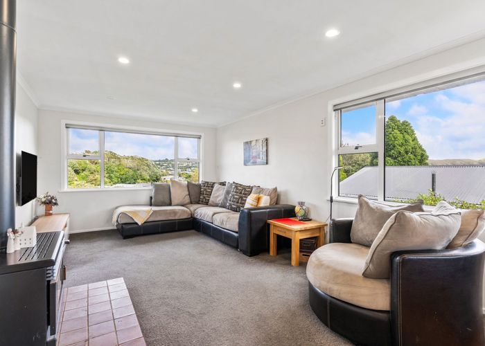  at 5 Pauline Way, Paparangi, Wellington, Wellington