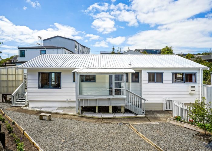  at 5/7 Duncan Avenue, Te Atatu South, Waitakere City, Auckland