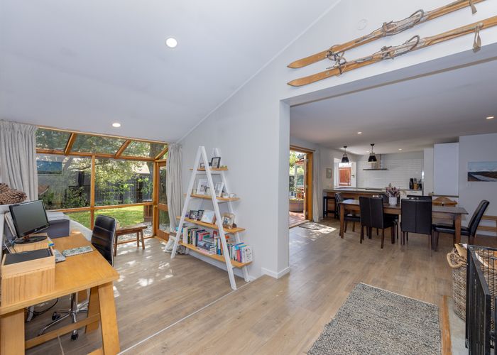 Free property data for 198 Stone Street, Wanaka homes.co.nz