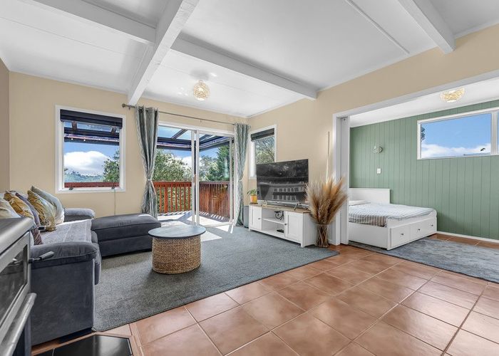  at 61 Hillcrest Road, Hatfields Beach, Rodney, Auckland