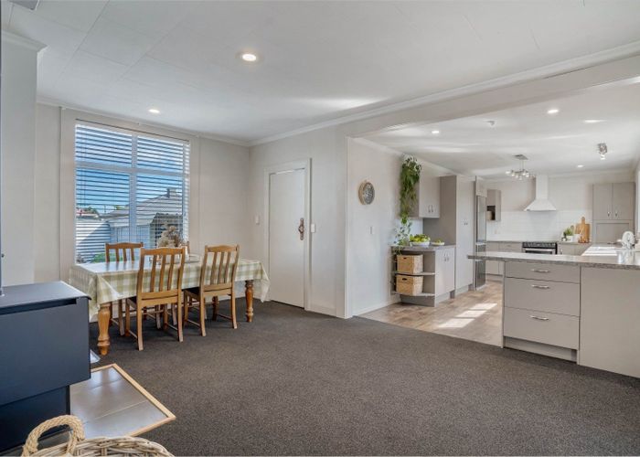  at 44 Queen Street, Winton, Winton