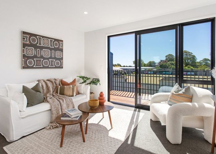  at 8/15 Silvester Street, Woolston, Christchurch City, Canterbury