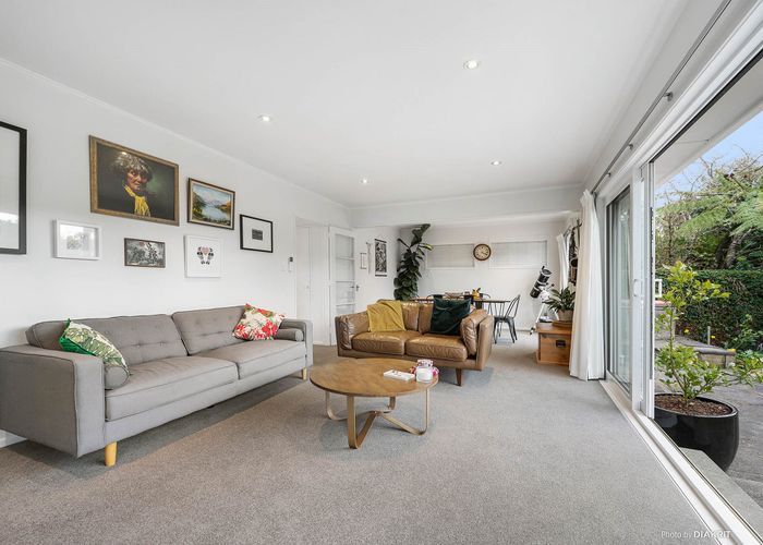  at 10B Cargill Street, Karori, Wellington