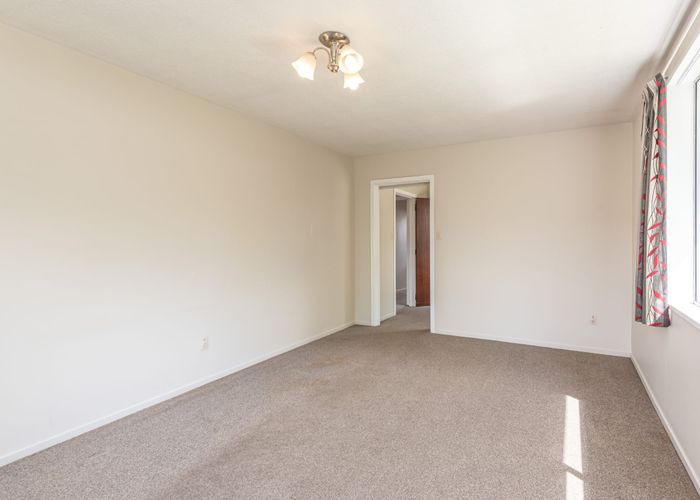 at 2/3 Cavendish Road, Casebrook, Christchurch
