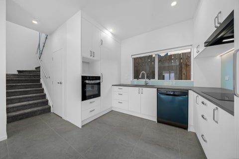  at 9 Edgerton Road, Te Atatu Peninsula, Waitakere City, Auckland