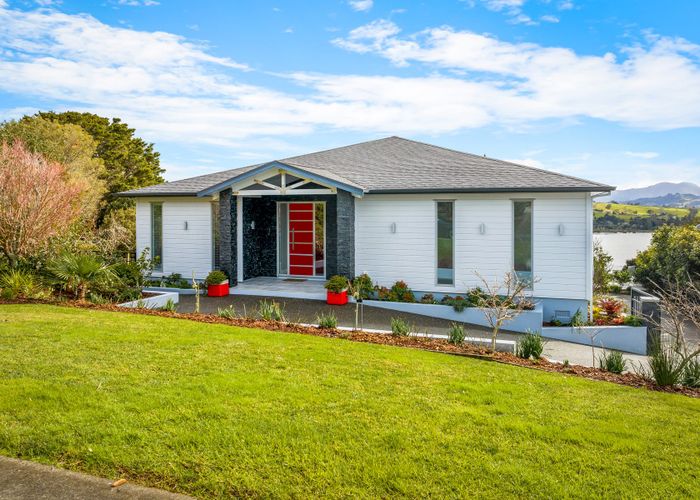  at 17 Kanuka Road, Sandspit