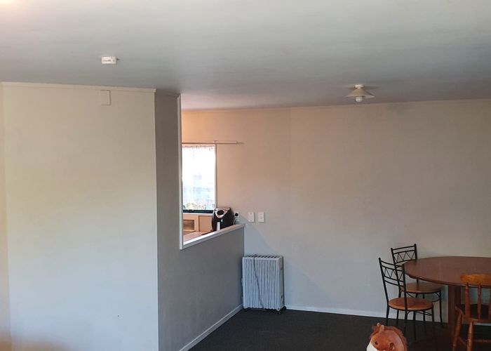  at 4/25 Solveig Place, Randwick Park, Auckland