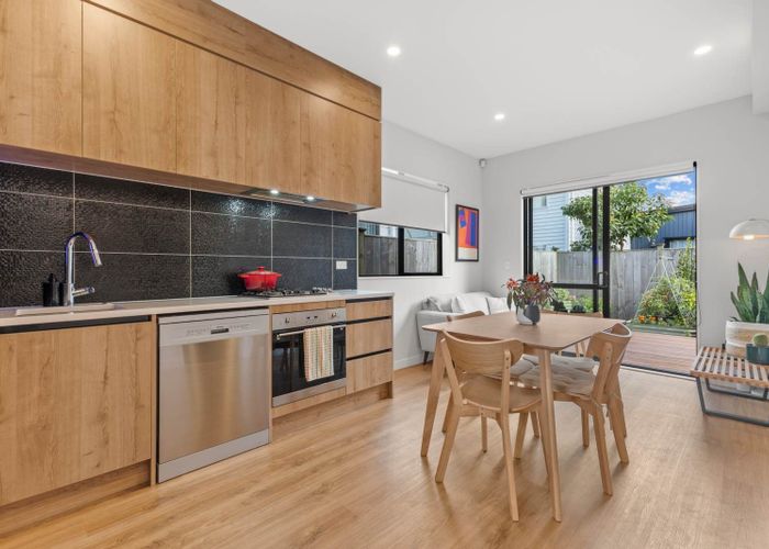  at 98 Bellbird Street, Papakura, Papakura, Auckland