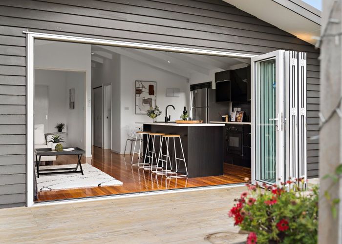  at 1/6 Mcleod Road, Weymouth, Manukau City, Auckland