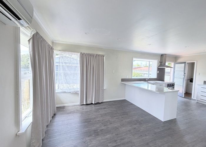  at 16 Farrington ave, Bishopdale, Christchurch City, Canterbury
