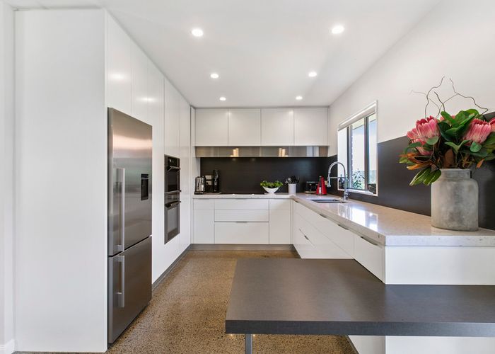  at 137 Mountain Road, Mangere Bridge, Auckland