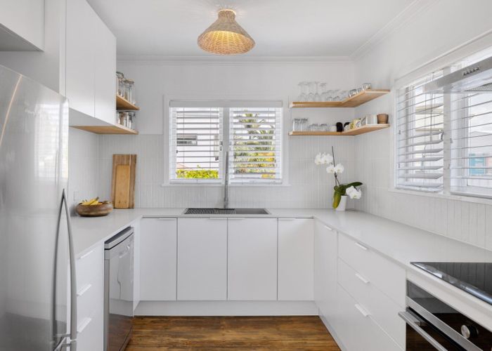  at 4A Valley Road, Mount Maunganui
