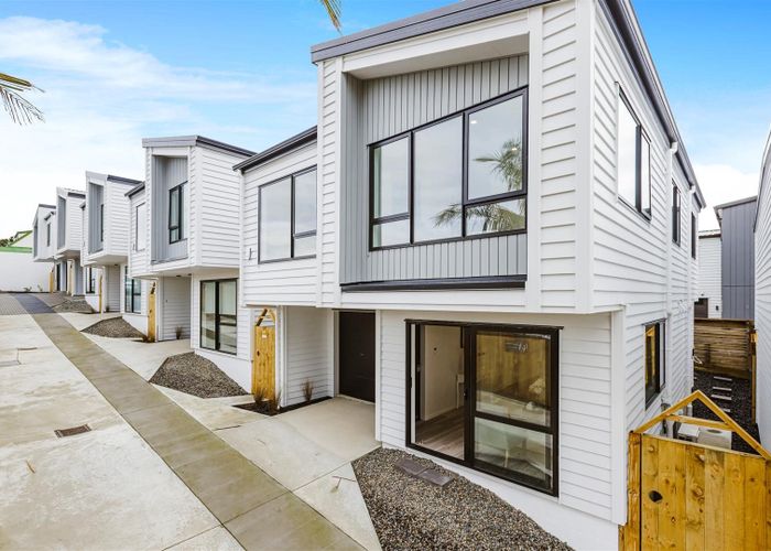  at 43B Nelson Street, Howick, Manukau City, Auckland