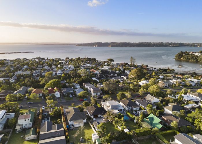  at 23 William Denny Avenue, Westmere, Auckland