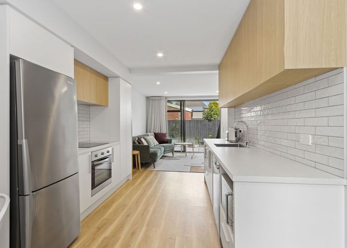  at 3/12 New Brighton Road, Shirley, Christchurch City, Canterbury