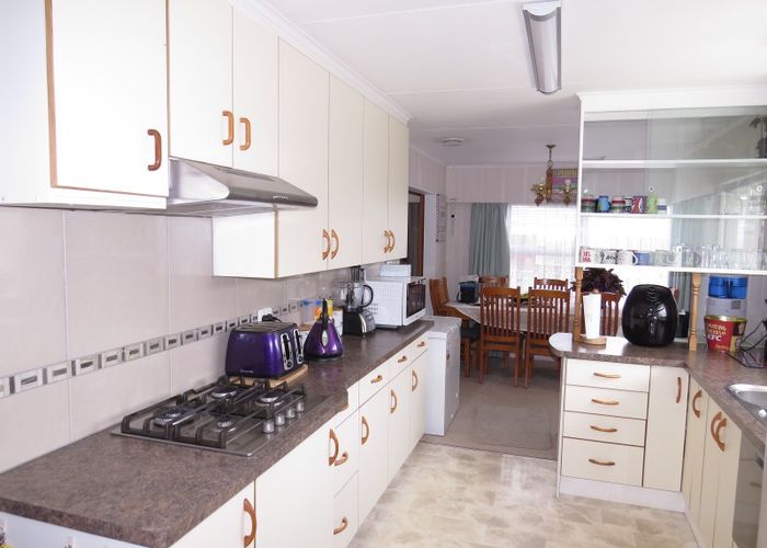  at 43 Meadowbrook Drive, Cloverlea, Palmerston North