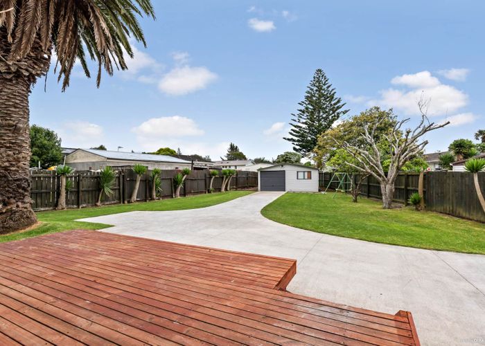  at 43 Sunlands Drive, Manurewa, Auckland
