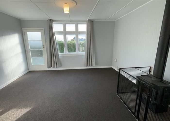  at 77 Wallace Street, Grasmere, Invercargill, Southland