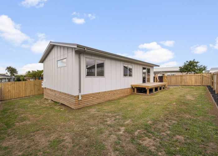  at 2/43 Trimdon Street, Randwick Park, Manukau City, Auckland