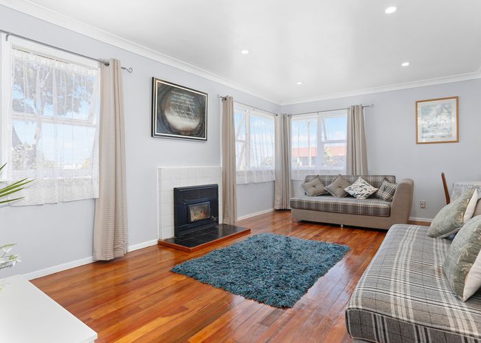  at 140 Hepburn Road, Glendene, Auckland
