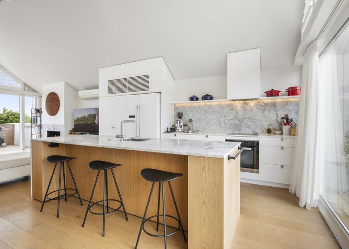  at 92C Hinemoa ST, Birkenhead, Auckland