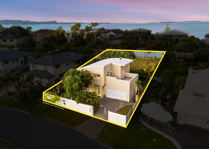  at 21 Donald Street, Stanmore Bay, Rodney, Auckland