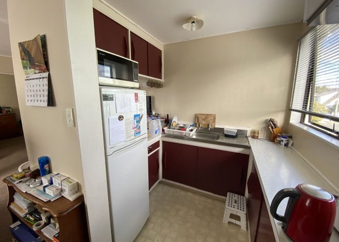  at 1B East Grove, Alicetown, Lower Hutt, Wellington