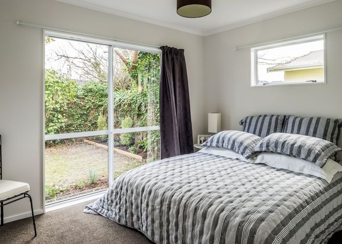  at 305A  Oxford Terrace, Avalon, Lower Hutt, Wellington