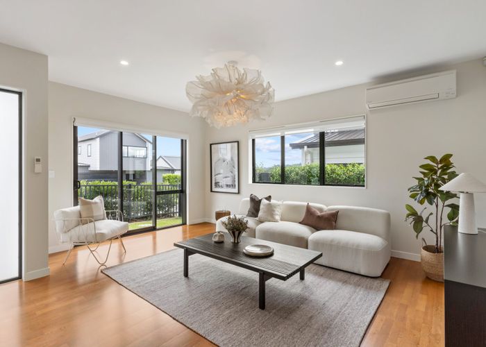  at 3 Treloar Crescent, Hobsonville, Waitakere City, Auckland