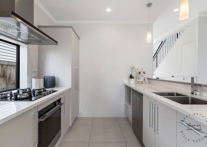  at 7 Costa Viva Crescent, Karaka, Franklin, Auckland