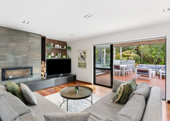  at 361i Paremoremo Road, Paremoremo, North Shore City, Auckland