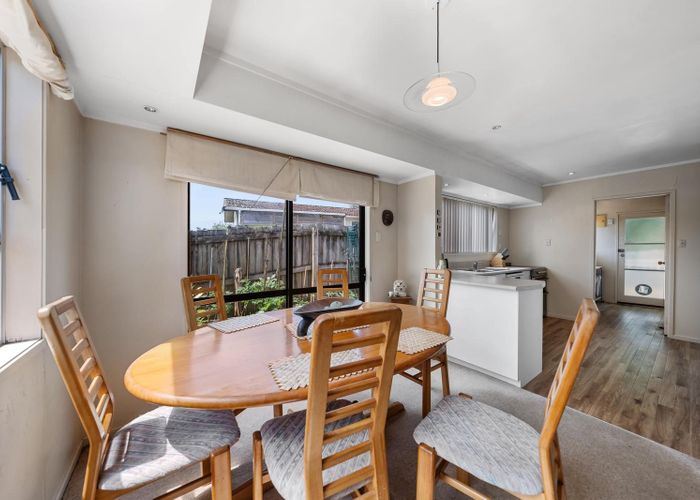  at 31 Takapu Street, Henderson, Waitakere City, Auckland